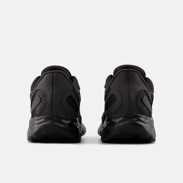 Fresh Foam ARISHI v4 TIRALUX - Black | Black Cement - Concrete Jungle Store
